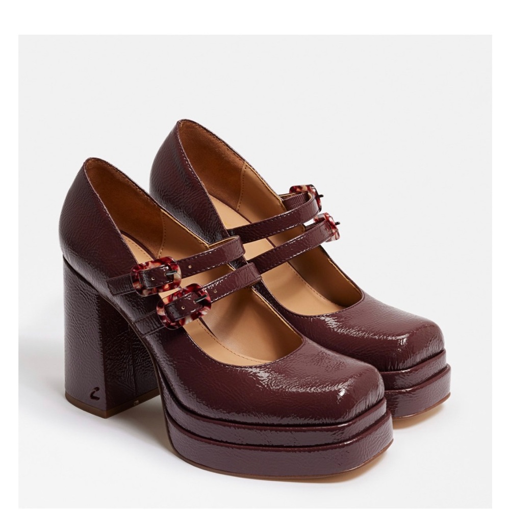 Pepper Platform Mary Jane Heels
